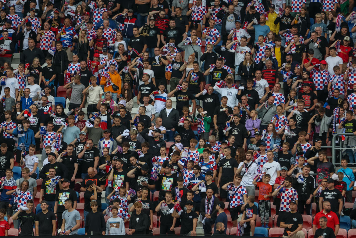 Sportowe emocje na trybunach podczas meczu Górnik Zabrze - Piast Gliwice