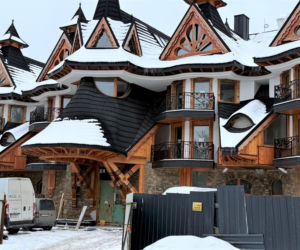 Hotel Bajkowy w centrum Zakopanego. Zdjęcia