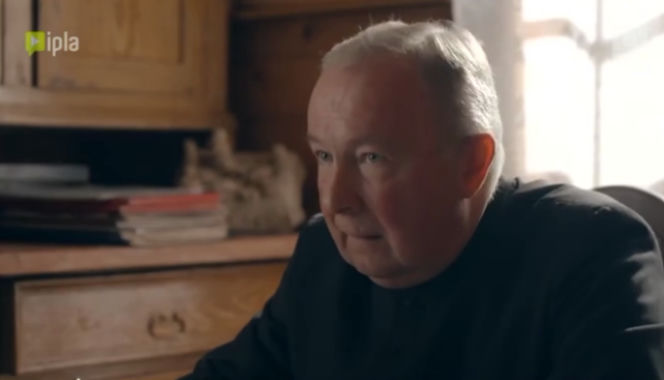 To nie koniec świata 2, odcinek 15 Ksiądz