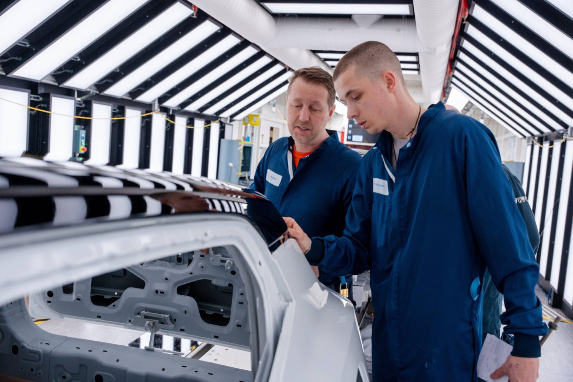Produkcja Volvo EX30 w Gandawie