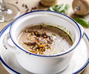 Zupa wiedeńska – kremowa ziemniaczana rozkosz na chłodne dni