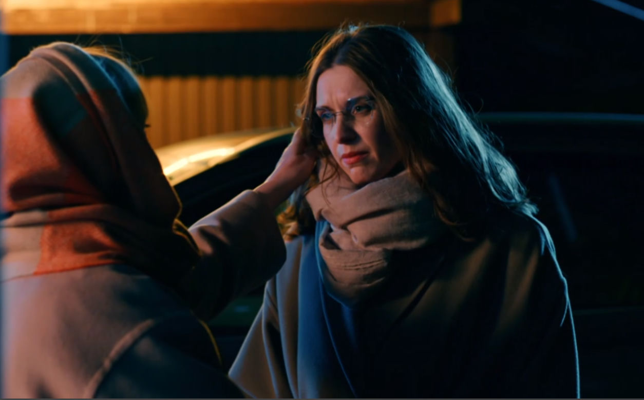 BrzydUla 2, odcinek 130, Ala (Dorota Pomykała), Ula (Julia Kamińska)