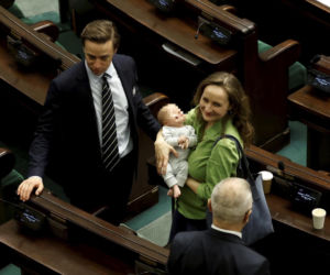 Bosakowie przyszli do Sejmu ze Stefankiem