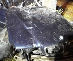 KOSZMARNY wypadek pod Kłobuckiem. BWM ZMIAŻDŻONE! Ważna prośba policji! [ZDJĘCIA]