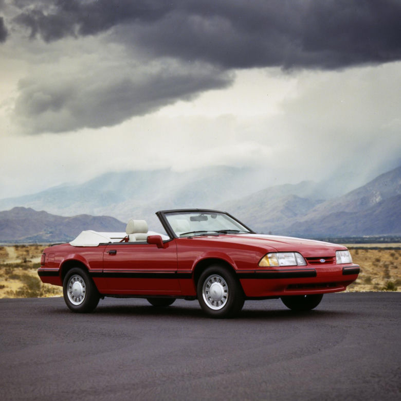 Ford Mustang z 1989