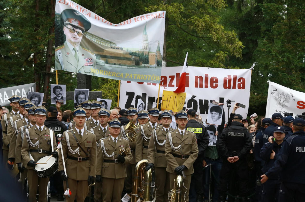 Pogrzeb gen. Wojciecha Jaruzelskiego w Warszawie. Były protesty