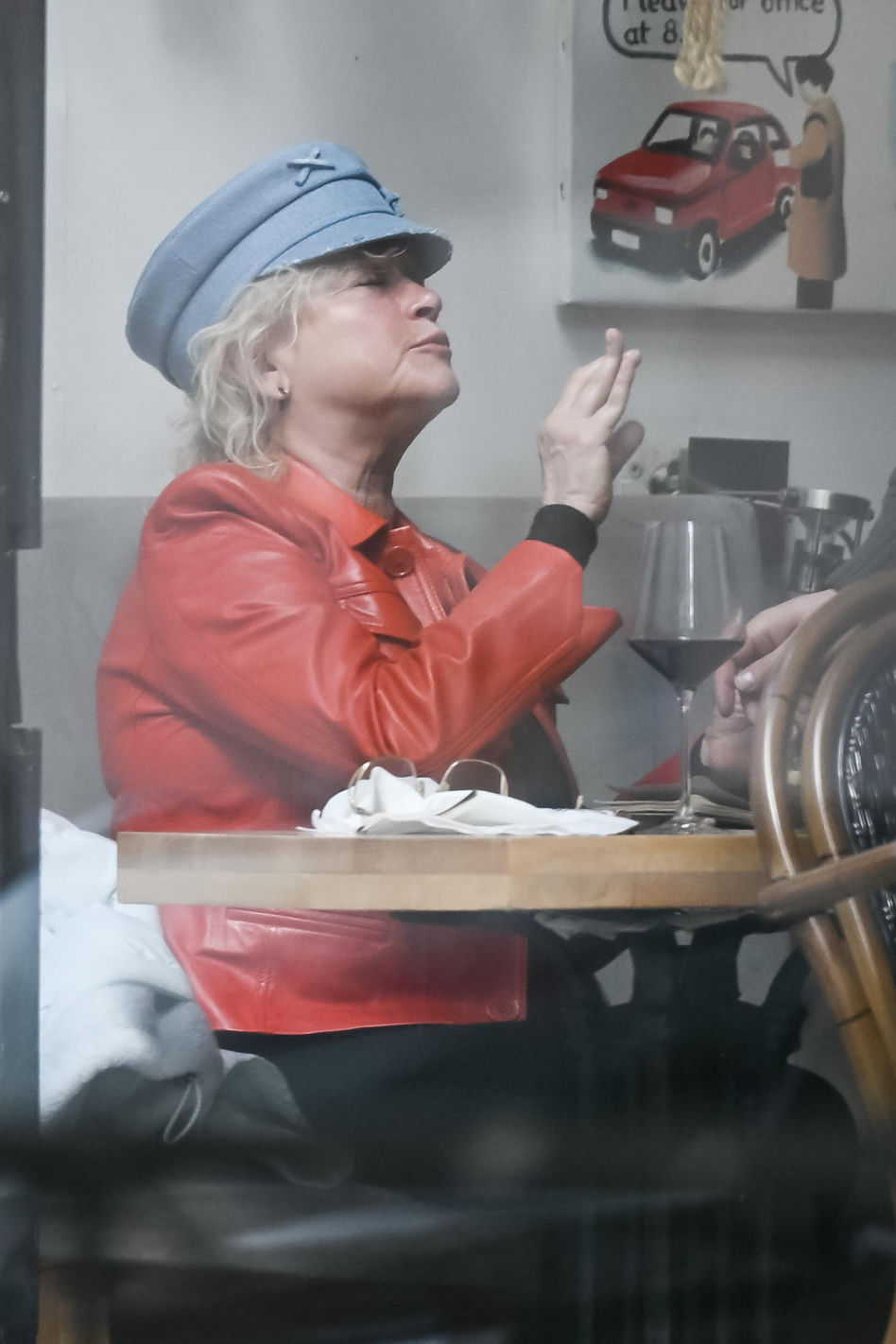 Katarzyna Figura przytula Maćka Musiałowskiego