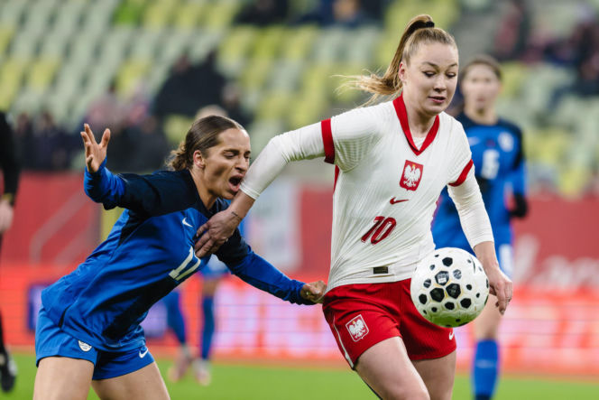 Polska - Słowenia: Najwierniejsi kibice wspierali reprezentację Polski kobiet. Dużo zdjęć z Gdańska