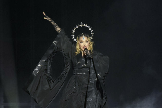 Madonna podczas koncertu w Rio de Janeiro