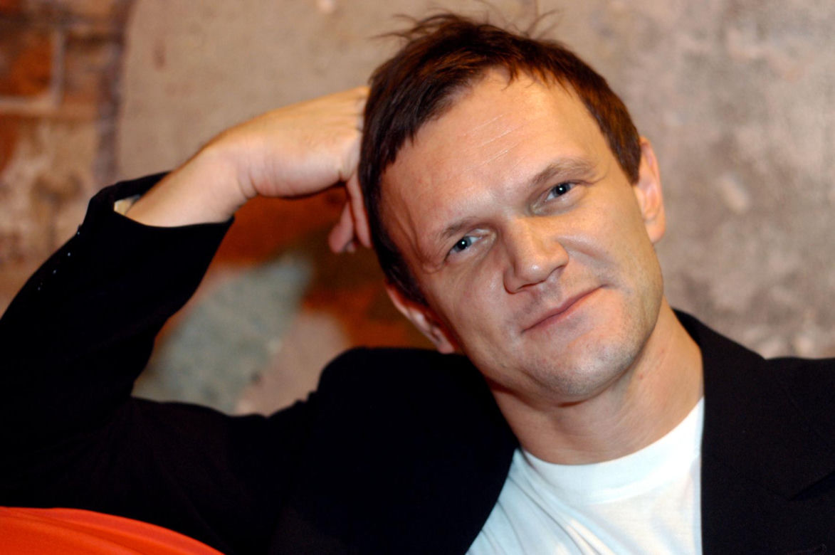 Cezary Pazura kiedyś i dziś. Tak na przestrzeni lat zmieniał się odtwórca roli Jurka Kilera