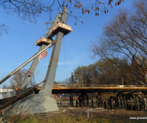 Montaż mostu w Bydgoszczy