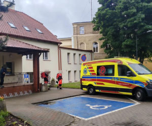 Oblał się benzyną i wszedł do urzędu! Groził, że się podpali