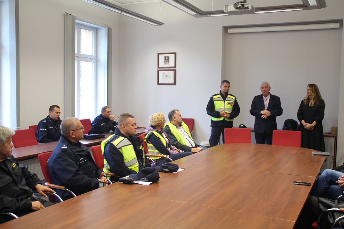 Atak na Urząd Miejski w Szubinie? Spokojnie, to tylko ćwiczenia! 