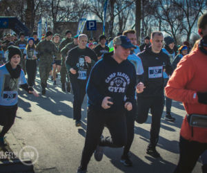 Ełk: Tropem Wilczym 2020. Kilkaset osób pobiegło dla uczczenia pamięci Żołnierzy Wyklętych
