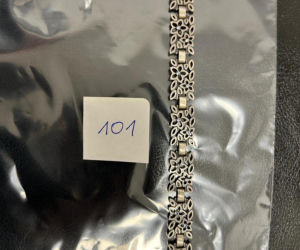 Rozpoznajesz te błyskotki? Policja poszukuje właścicieli bizuterii i kosztowności