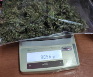 Narkotyki znalezione przez policjantów z Rypina. 40-latkowi z Kujawsko-Pomorskiego grozi 10 lat więzienia