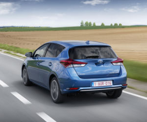 2015 Toyota Auris facelifting