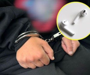 Zabrali porzuconą torebkę w cukierni. Przez słuchawki ukryte w środku mogą teraz trafić do więzienia!