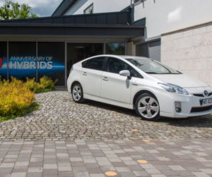 Toyota Prius Hybrid III generacja