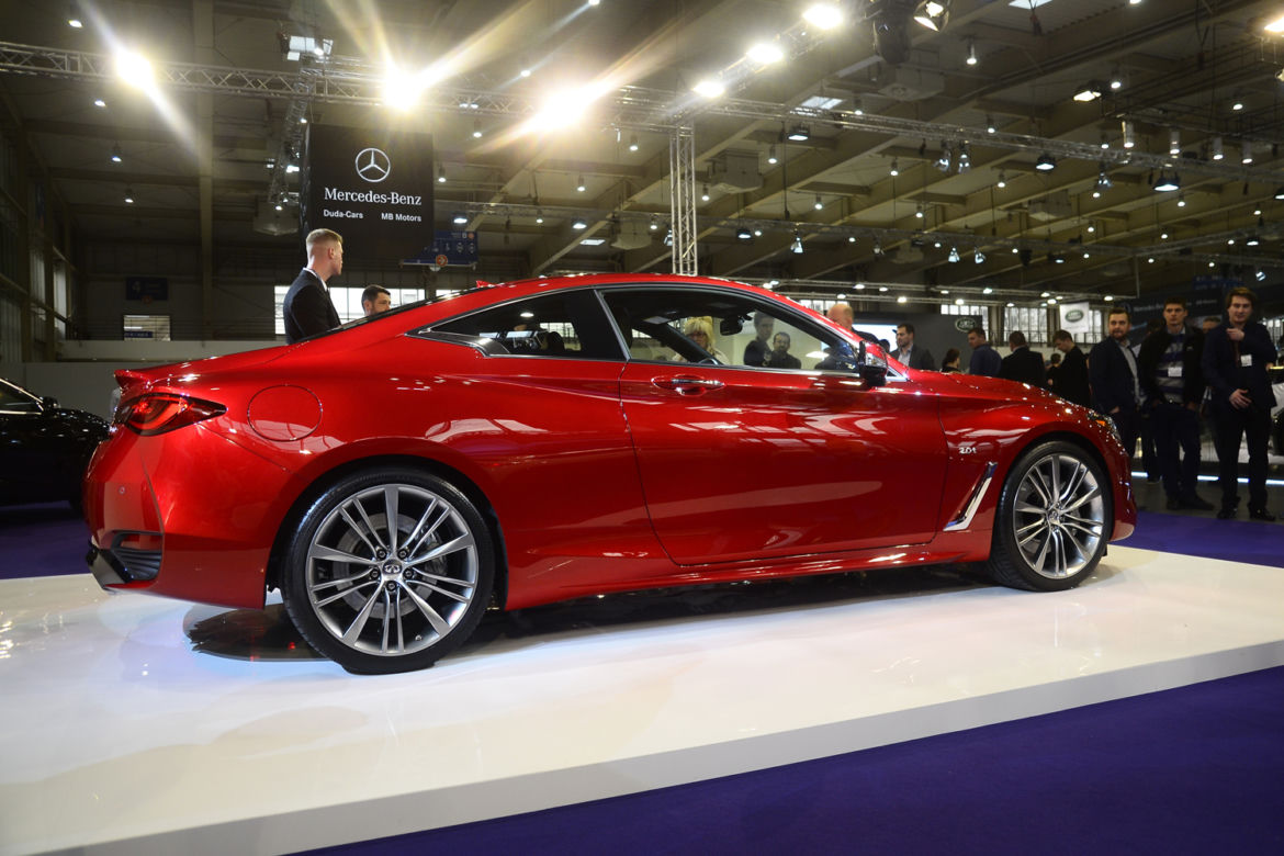 Infiniti Q60