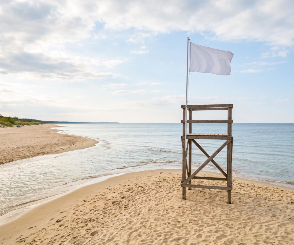 Sinice Chałupy. Czy w Chałupach można się kąpać 31.08? Flaga, warunki pogodowe