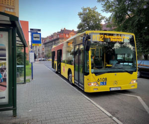 Senior nagabywał dziecko w autobusie? Miał ponad 2,5 promila alkoholu