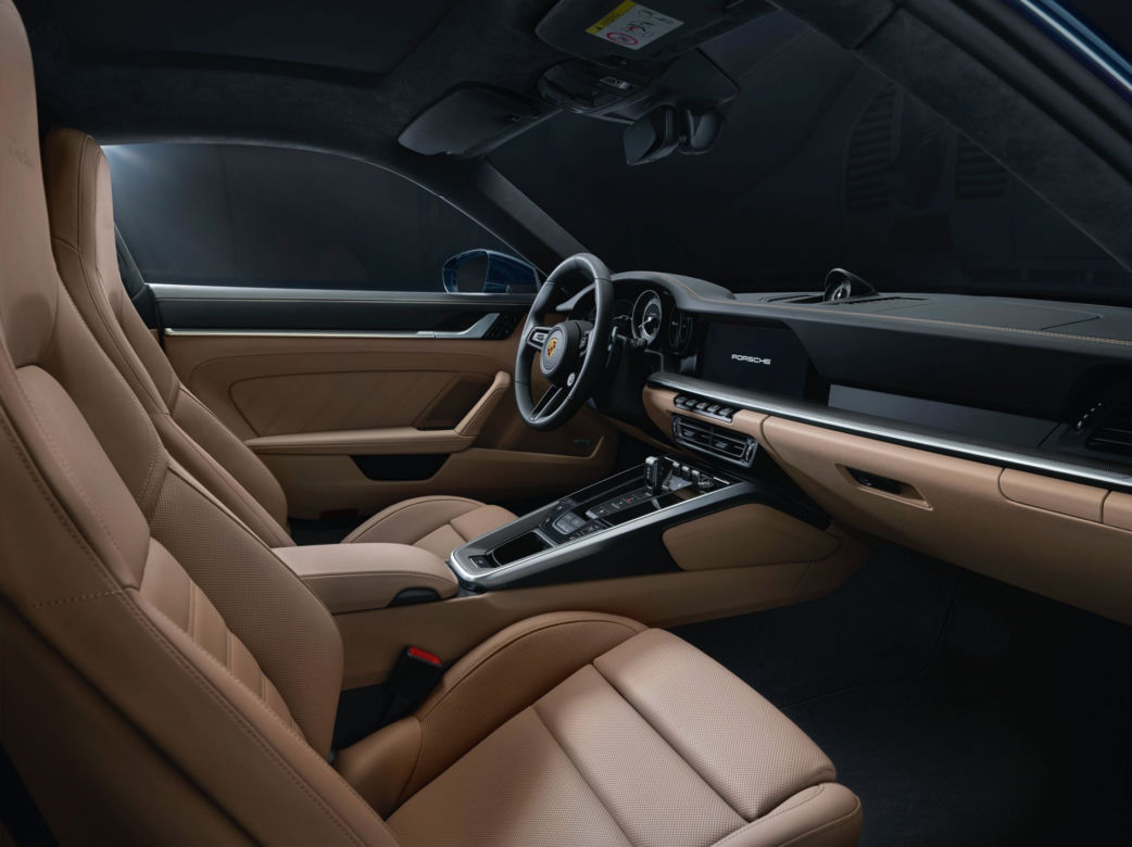 (2021) Porsche 911 Turbo