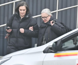 Krystyna Janda kurzy w aucie