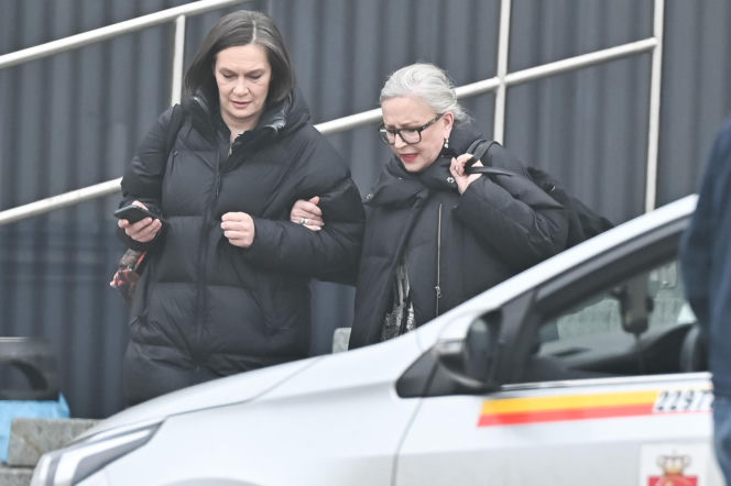 Krystyna Janda kurzy w aucie