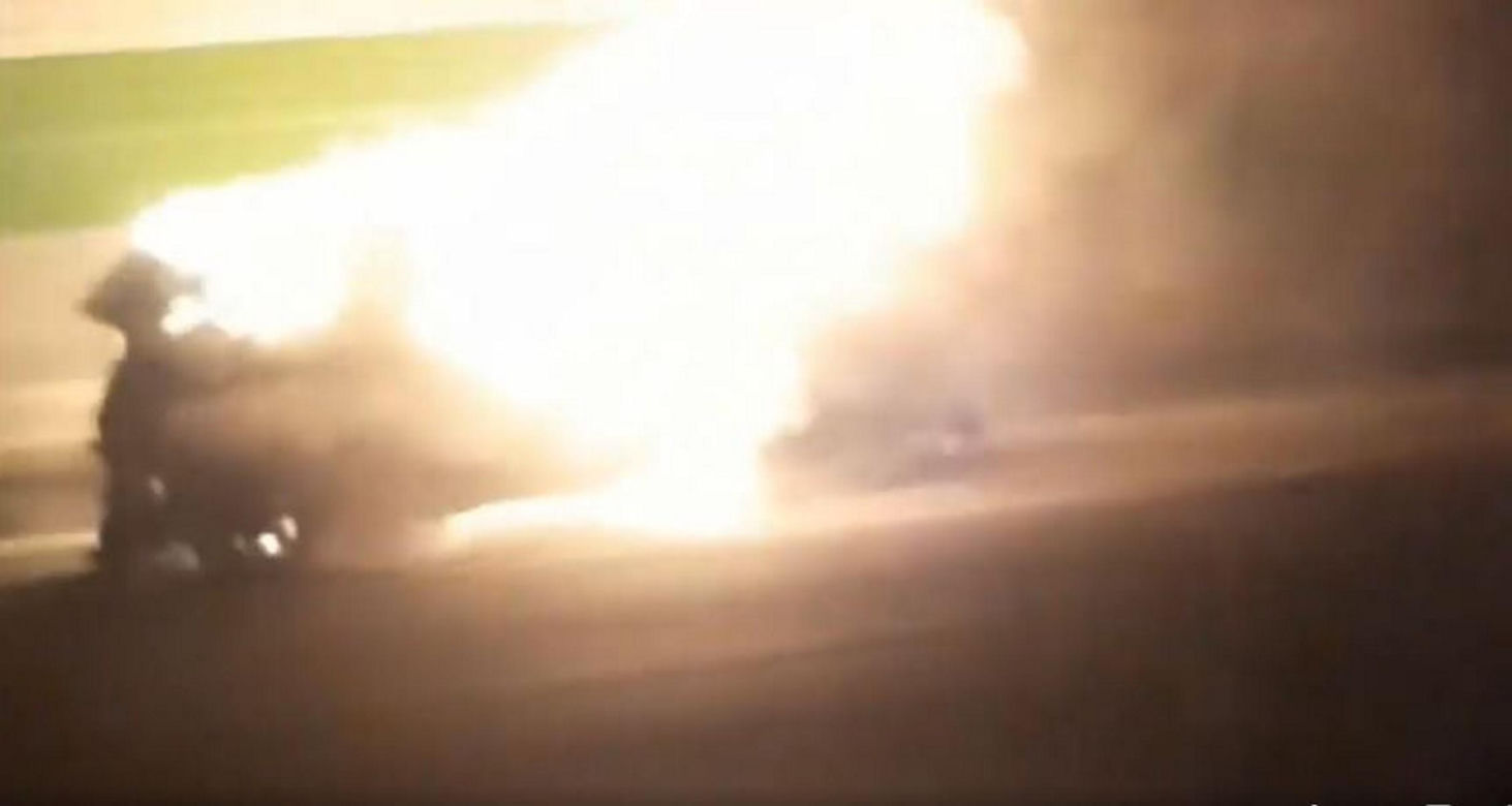 Trzyosobowa rodzina zginęła w pożarze kii na A1. Internauci wydali już wyrok