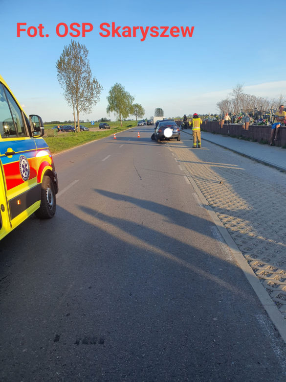 Tragedia pod Radomiem! Audi wjechało na chodniku w dwie kobiety. Jedna nie żyje [ZDJĘCIA]