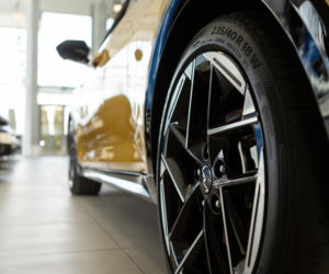 DELIK – DEALER ROKU 2025 POLECA – NAJNOWSZA KIA K4!