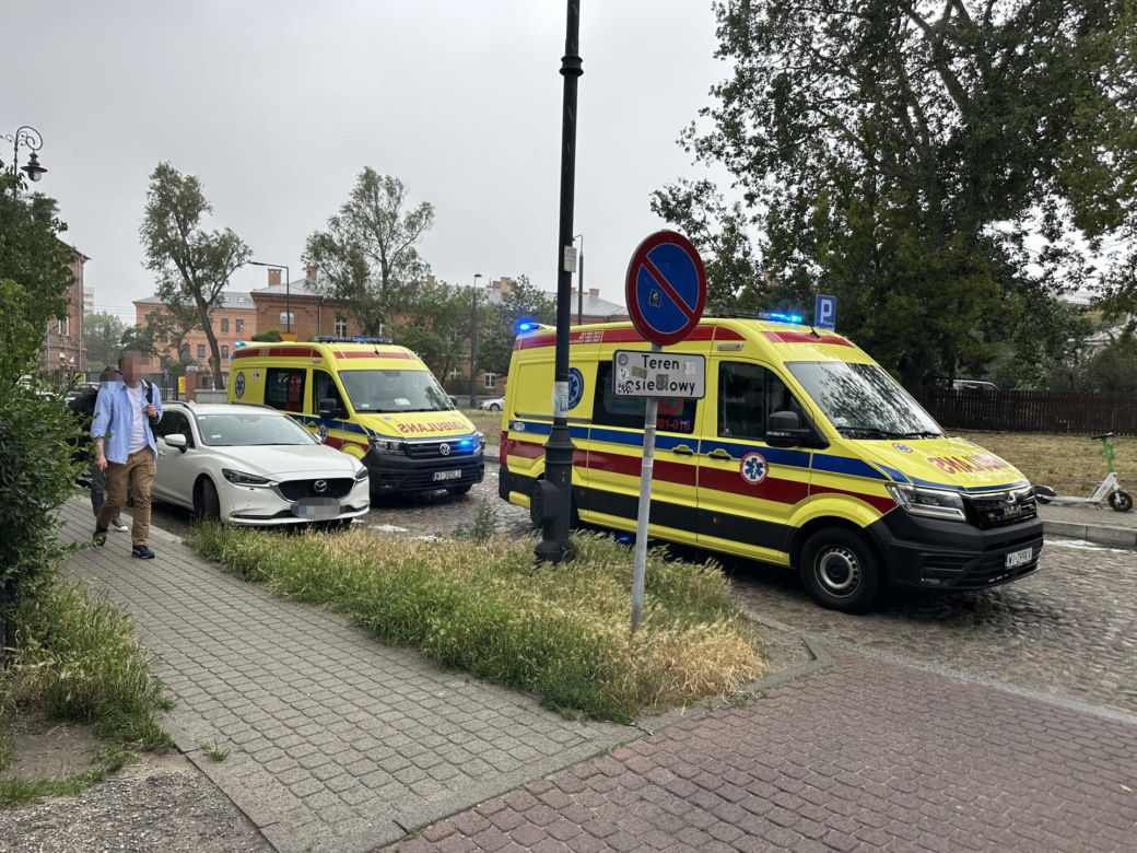 Tragedia na Pradze-Północ. Mężczyzna zginął po upadku z 6. piętra