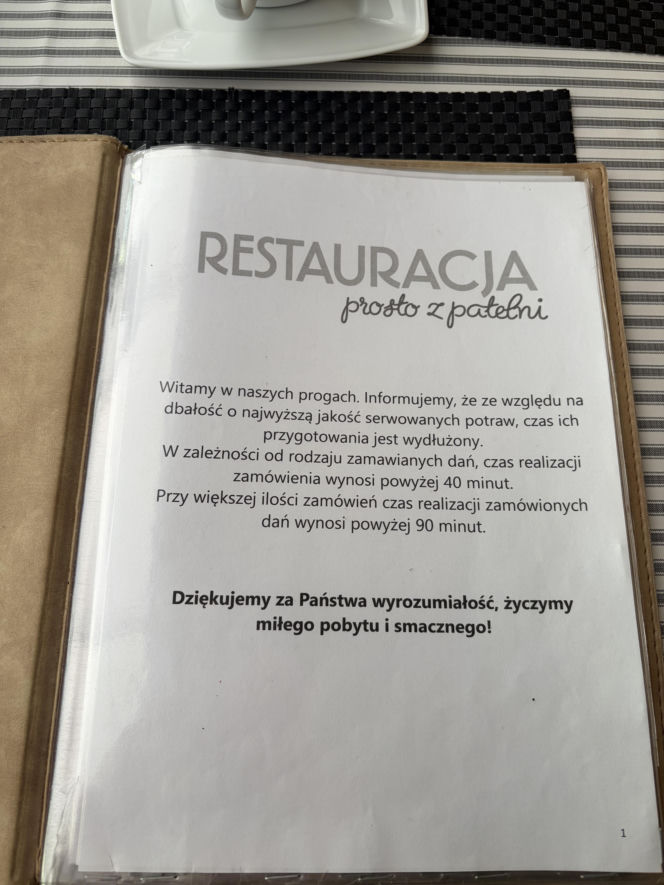 Nadmorska knajpa skrytykowana przez Książula. Pojechaliśmy na miejsce