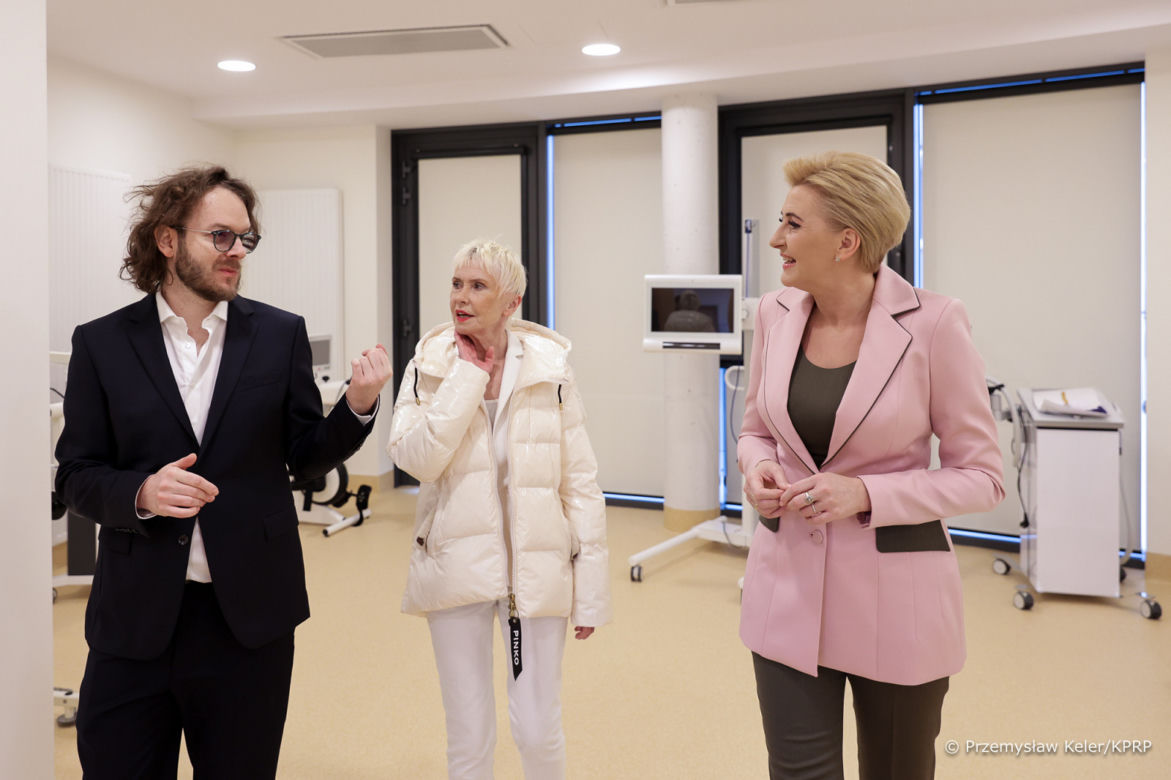 Agata Duda w klinice Budzik