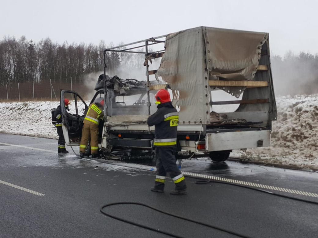 Pożar samochodu na obwodnicy Szczecinka