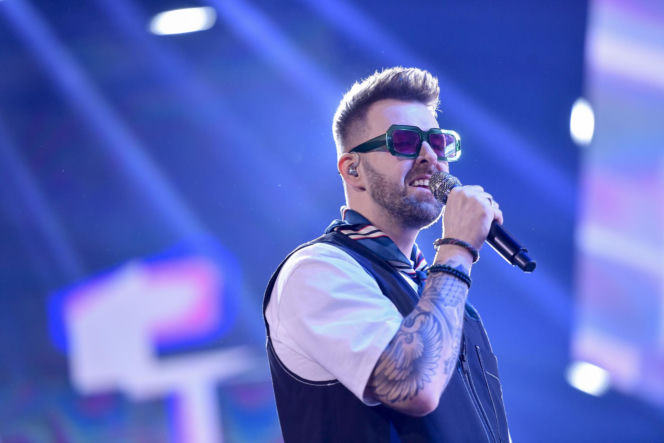 Grzegorz Hyży kiedyś i dziś. Od skromnego chłopaka z "X Factora" do ikony męskiego stylu