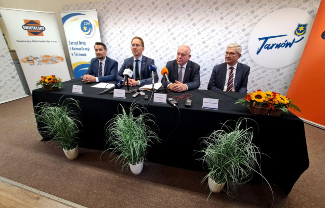 Przebudowa ronda Krakowska - Narutowicza - Sikorskiego w Tarnowie - podpisanie umowy