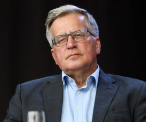 Komorowski dorabia do emerytury. „Ojczyzna nie rozpieszcza”
