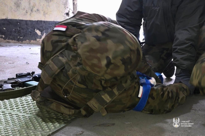 Podlascy terytorialsi doskonalili swoje umiejętności. Kilkunastokilometrowy marsz i ćwiczenia z ratownictwa