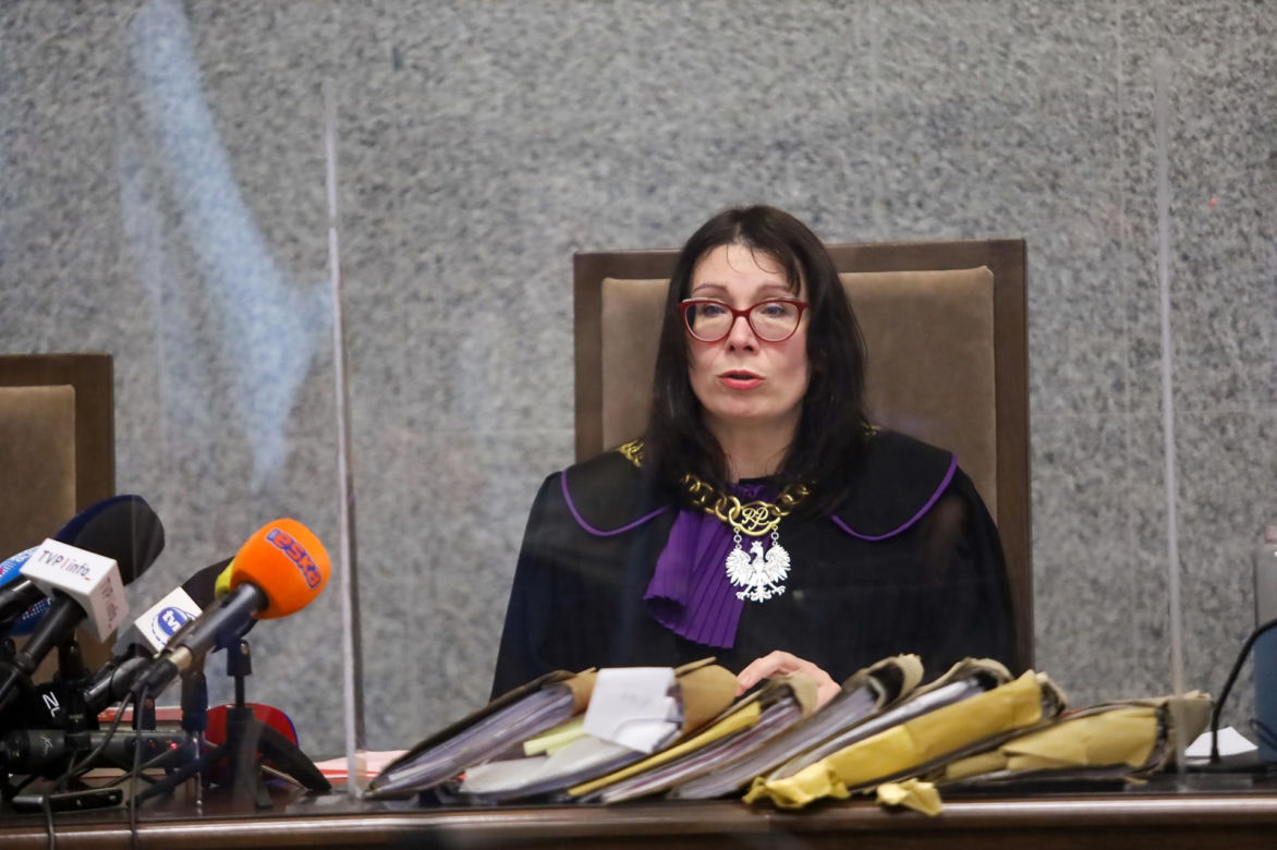 Sąsiedzi ściganego mecenasa: „Widzieliśmy go w niedzielny wieczór pod domem”