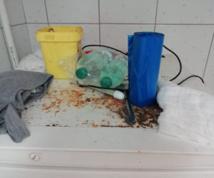 Pili alkohol na stołówce w podstawówce
