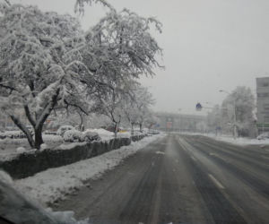 FATALNE warunki na drogach Rzeszowa. Śnieżny ARMAGEDON! [ZDJĘCIA]
