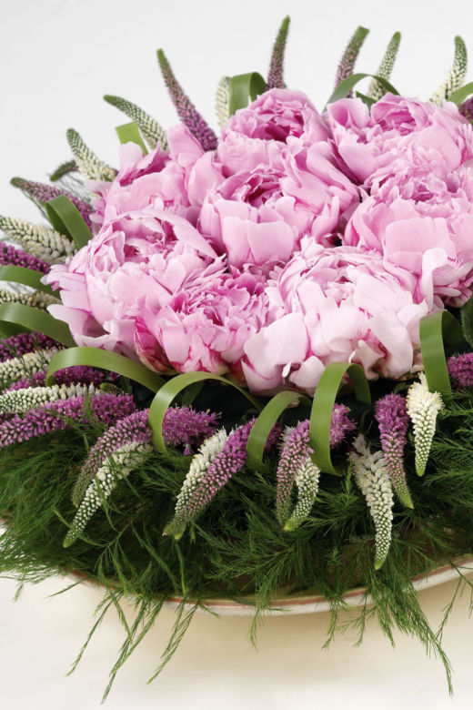 Różowe peonie w bukiecie