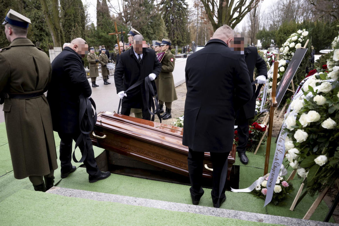 Tak wygląda teraz grób Edwarda Linde-Lubaszenko