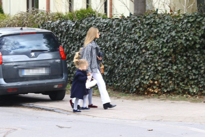 Kasia Tusk z córkami z koszyczkiem przyjechali do Donalda