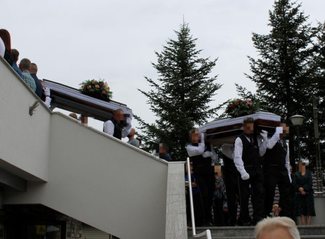 Drugi pogrzeb - Siedliska