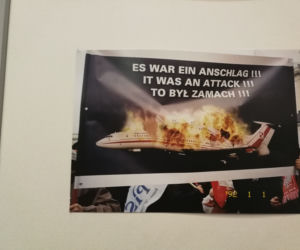 Kontrowersyjna wystawa z Urzędu Wojewódzkiego w Bydgoszczy trafi do prokuratury [ZDJĘCIA]