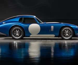 Renovo Coupe