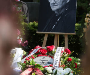 Pogrzen Janusza Kondratiuka-cmentarz